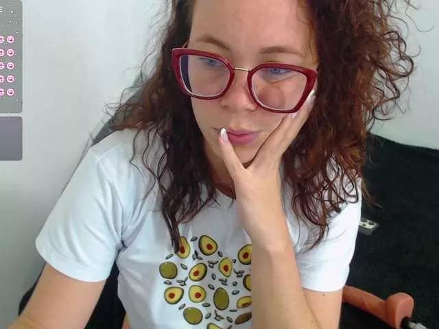 Offline SharonAGT on BongaCams