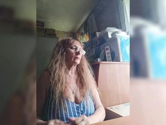 Sonya48 on BongaCams