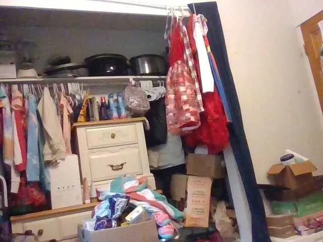 Freechat starlight1983 on BongaCams