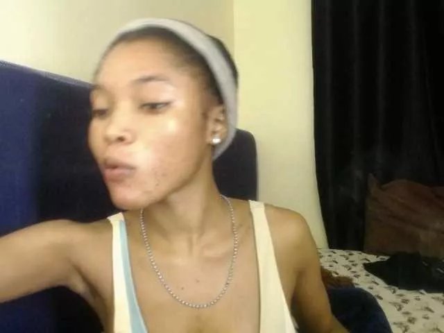 Offline sumeyhia on BongaCams