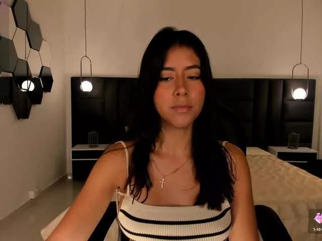 Offline SussanElliot on BongaCams