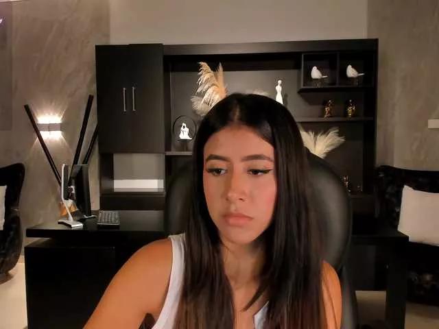 Offline SussanElliot on BongaCams