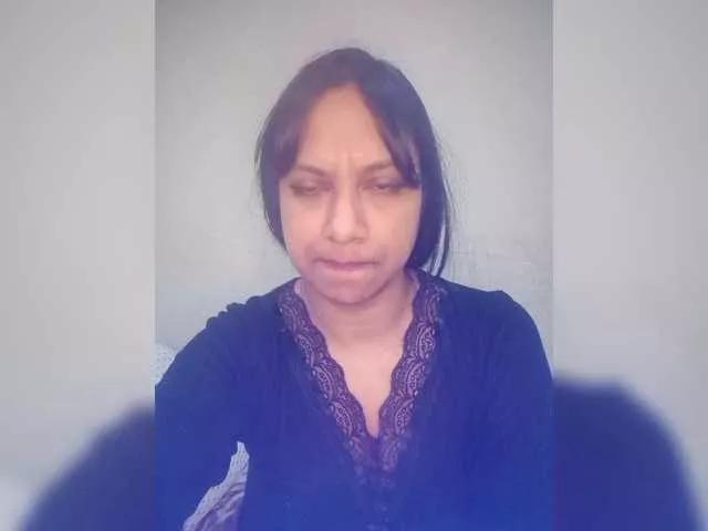 Freechat swaness10 on BongaCams