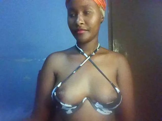 Offline Sweet-boo on BongaCams