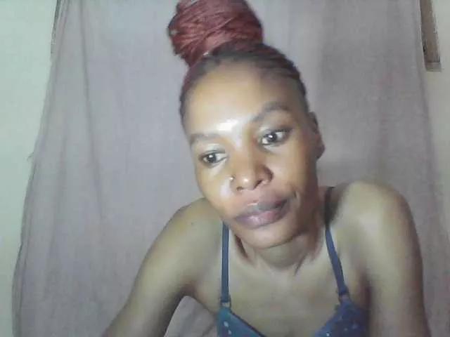 Sweetpetite254 on BongaCams 
