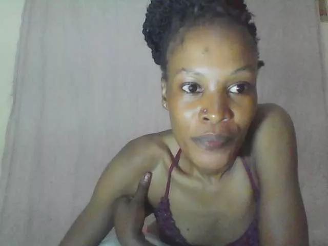 Sweetpetite254 on BongaCams 