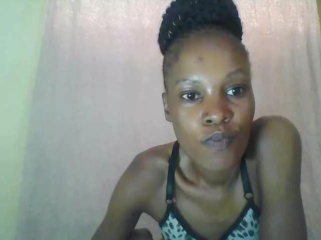 Sweetpetite254 on BongaCams 