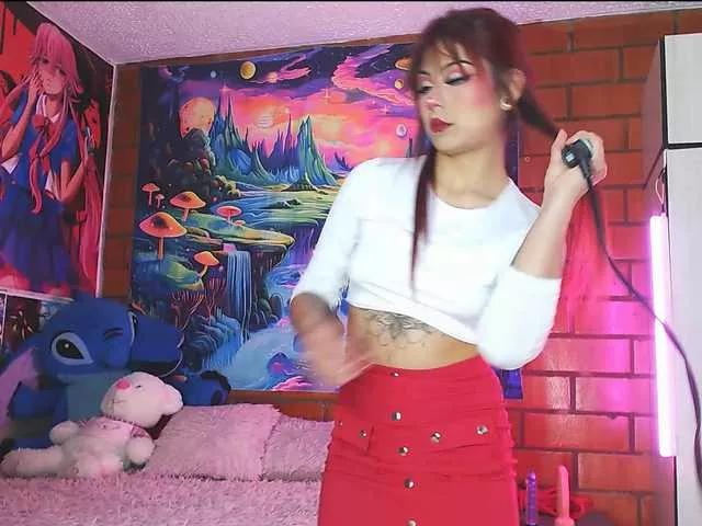 Sweetred11 on BongaCams 