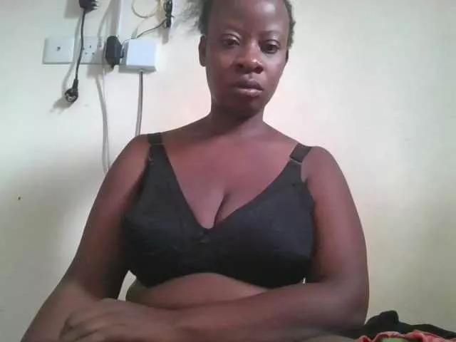 Swityass24 on BongaCams