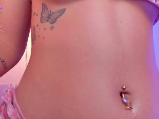 TaraLawrence on BongaCams 