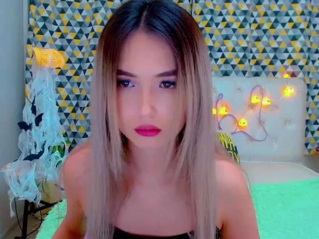 TeaRose12 on BongaCams 