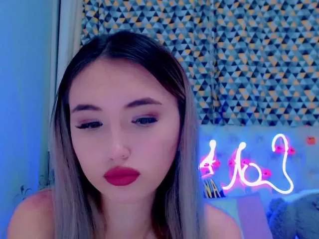 TeaRose12 on BongaCams 