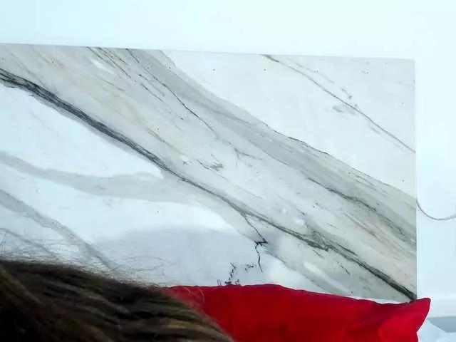 Freechat thamiina on BongaCams