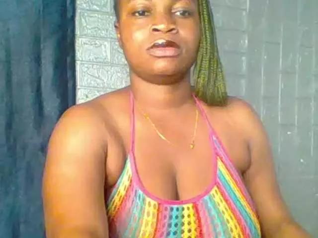 Thickerboobs-xx on BongaCams 