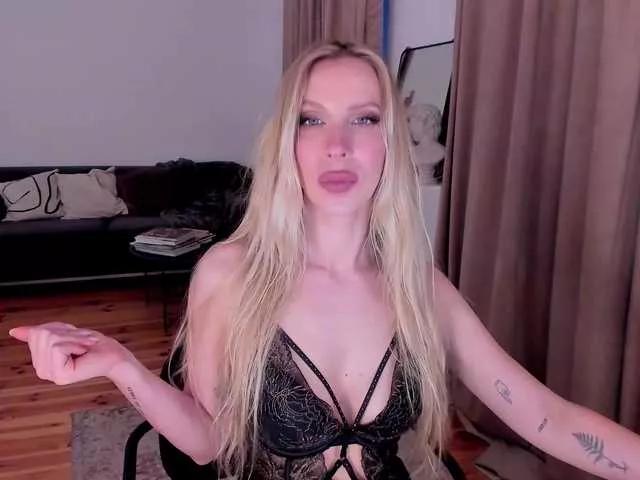 Offline ToxicBlonde on BongaCams