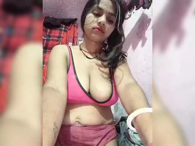 Offline Tunnidelhi on BongaCams