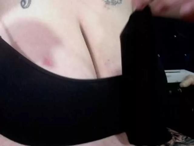 valerymorganq on BongaCams 
