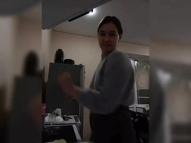 Offline VikkiHamilton on BongaCams