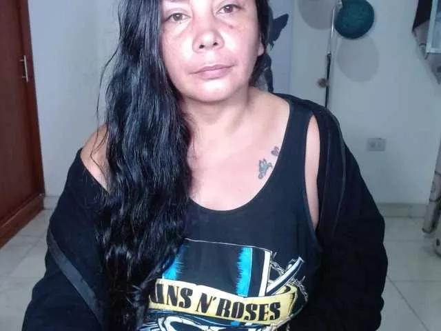 Offline vivian-milf-paint on BongaCams