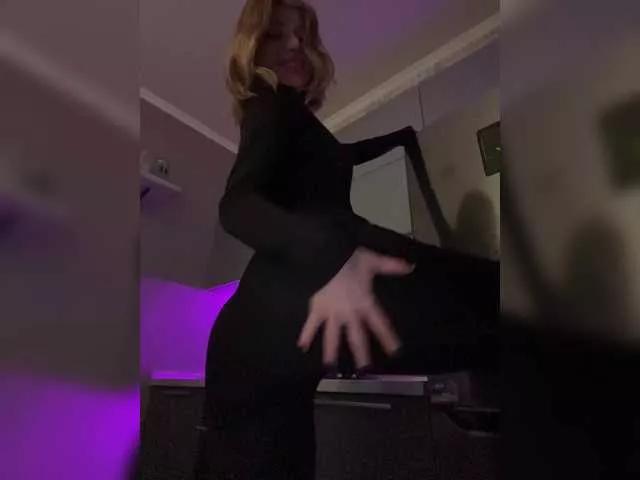 ViviRoss on BongaCams