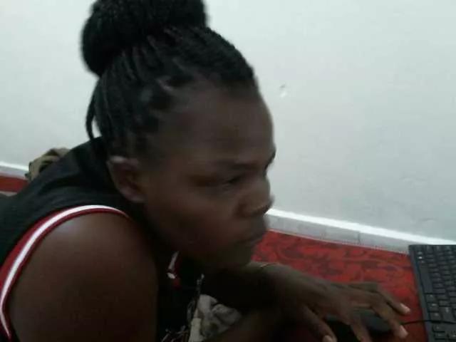 Vivvy-Queen on BongaCams 