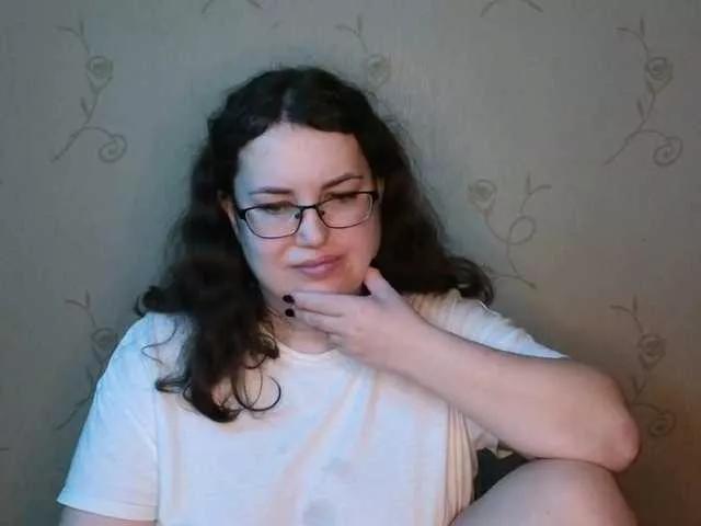 Offline Vlada-13 on BongaCams