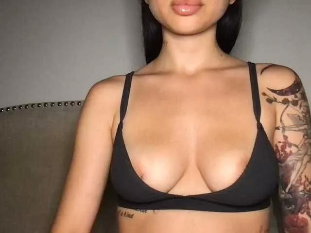 Offline Xoxcat on BongaCams