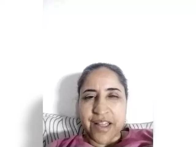 Yaya189 on BongaCams