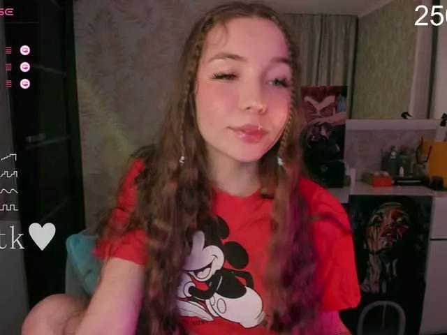 Freechat YonaBones on BongaCams