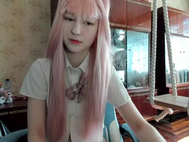 yoonhee-kiss on BongaCams