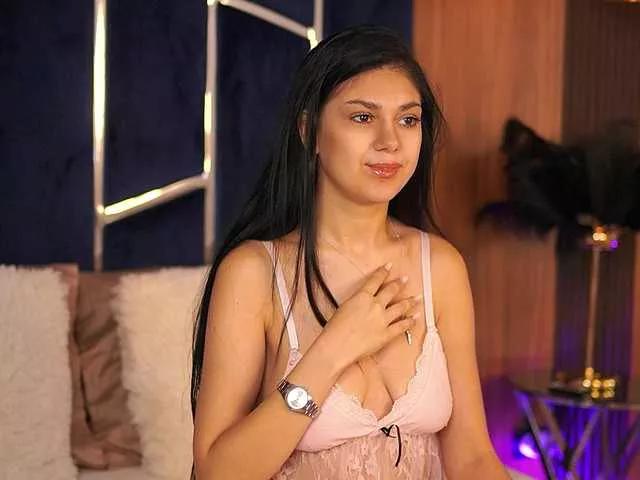 Offline ZaraCapri on BongaCams