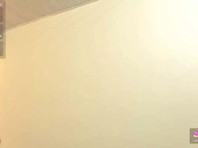 ZURY-TAY on BongaCams