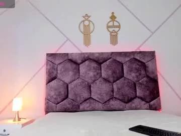 Freechat _aurora_collins_ on Chaturbate