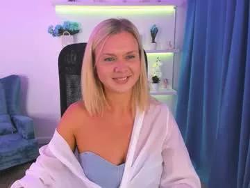 Group agathaklouin on Chaturbate