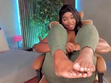 Naked Alisoon_moon wants you to fuck her body now alisoon_moon from Chaturbate