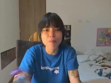 Freechat alone_together_ on Chaturbate