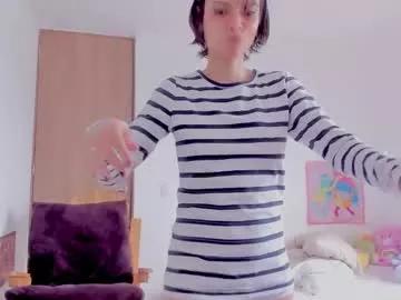 Freechat alone_together_ on Chaturbate