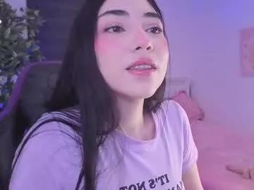 Freechat anniebrie on Chaturbate