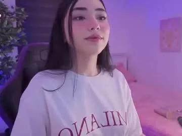 Freechat anniebrie on Chaturbate