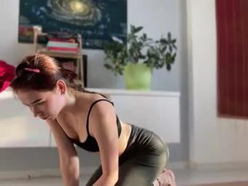 Freechat anntics_ on Chaturbate