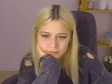 Hot Apheliastar wants you to fuck her body now apheliastar from Chaturbate