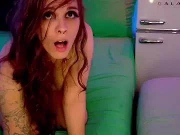 Freechat athenaautumn on Chaturbate