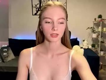 Try Autumnroginson, she wants to masturbate for you autumnroginson from Chaturbate