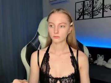 autumnroginson from Chaturbate