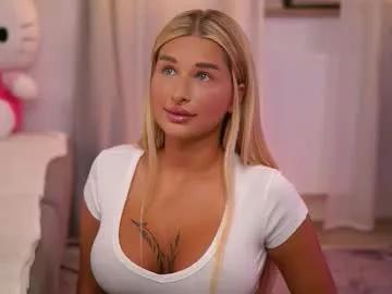 Freechat avashay on Chaturbate