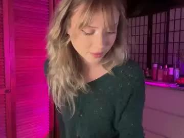 Try amazing escort Averyyy333 averyyy333 from Chaturbate