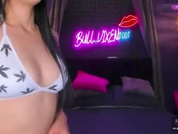 bull_vixen2001 on Chaturbate 