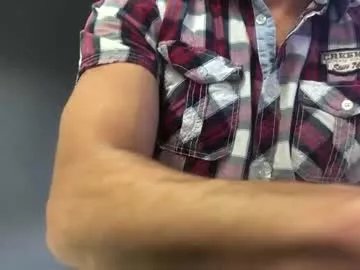 Freechat bulletproof36 on Chaturbate