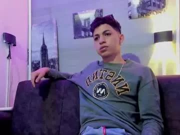 Freechat cameron_lux4 on Chaturbate