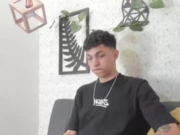 Freechat cameron_lux4 on Chaturbate